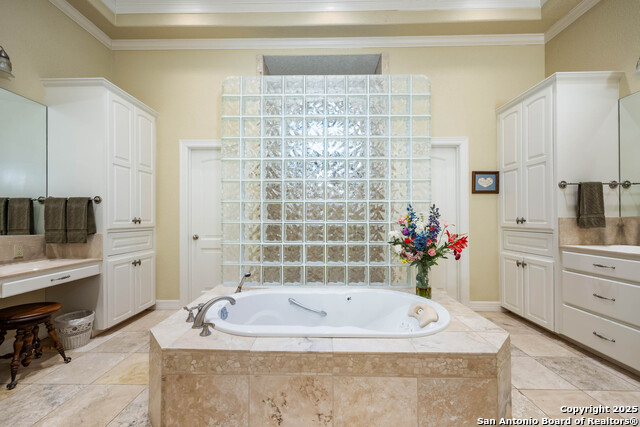 985 Janet Property Photo 17