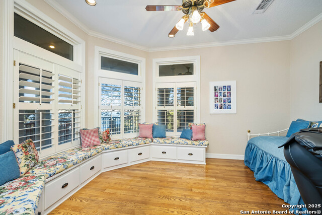 985 Janet Property Photo 25