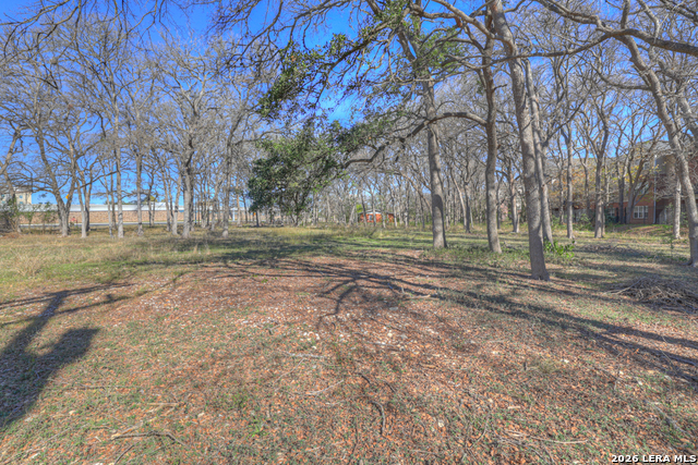 2108 Interstate 35 Property Photo 6