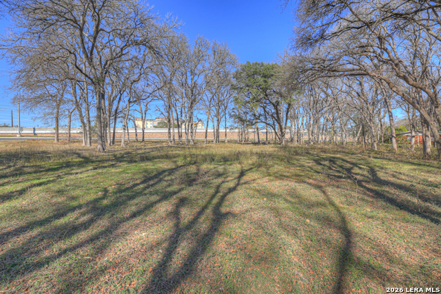 2108 Interstate 35 Property Photo 10
