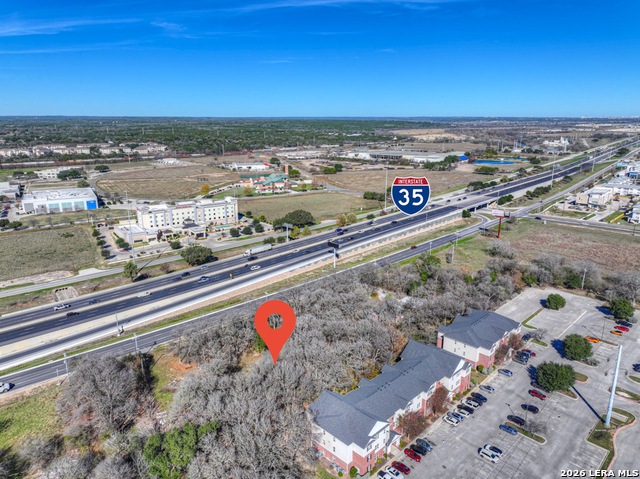 2108 Interstate 35 Property Photo 11