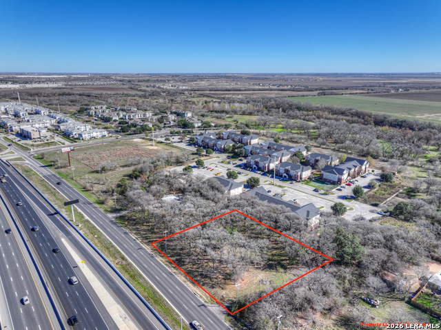 2108 Interstate 35 Property Photo 15