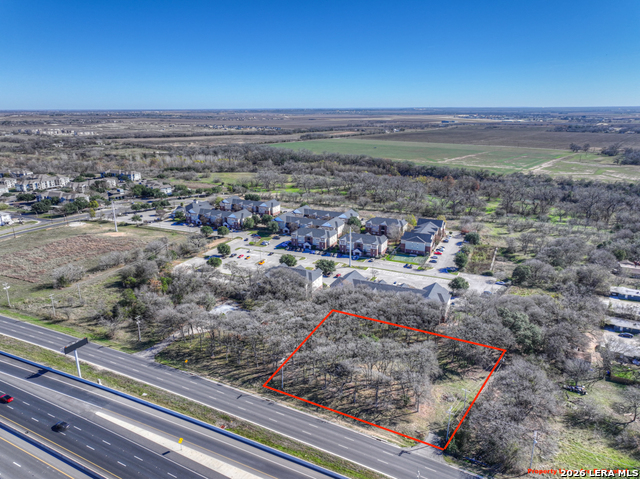 2108 Interstate 35 Property Photo 16