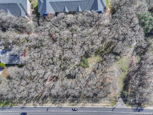 2108 Interstate 35 Property Photo 21