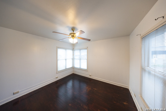 543 Club Dr Property Photo 18