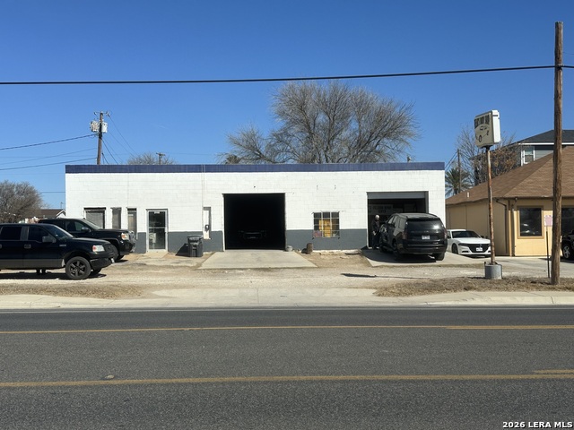 1205 Pena Property Photo 1