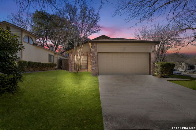 5891 Spring Grn Property Photo 1