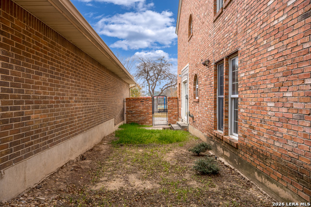 2365 Brittany Grace Property Photo 33