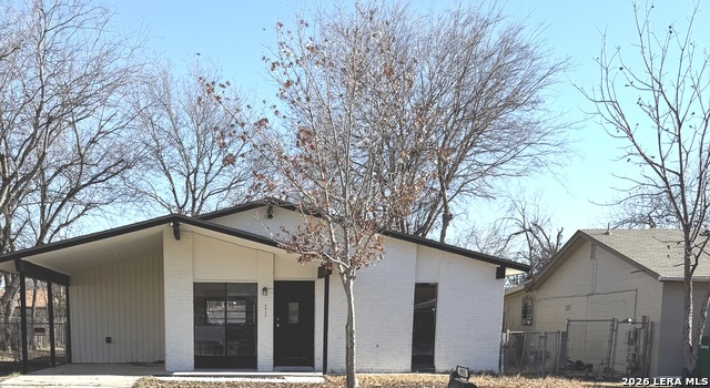 5915 Highfield Property Photo 1