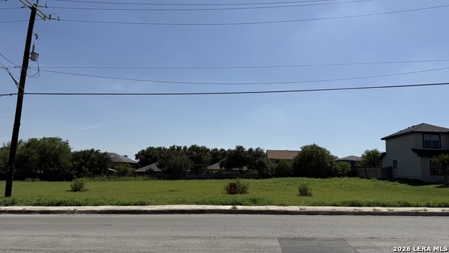815 Toepperwein Property Photo 1