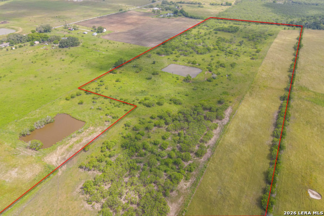 320 Graytown Property Photo 3