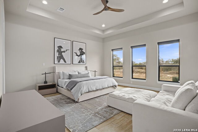 146 Obscure Property Photo 17