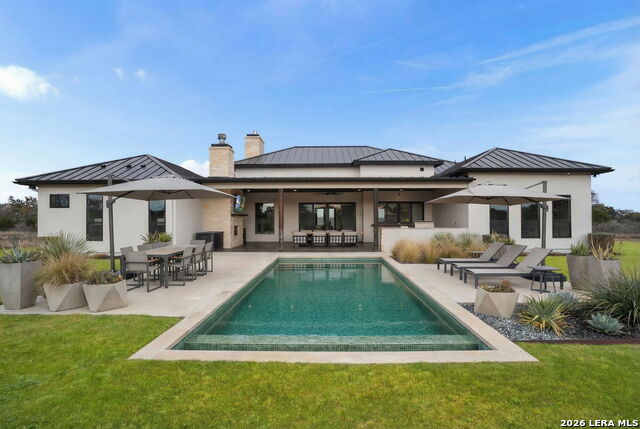 146 Obscure Property Photo 38
