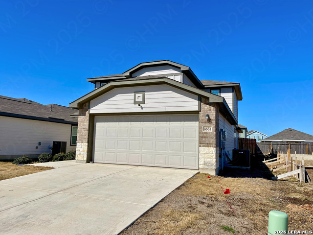 8563 Redhawk Loop Property Photo 4