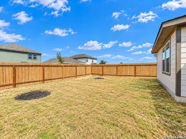8563 Redhawk Loop Property Photo 15