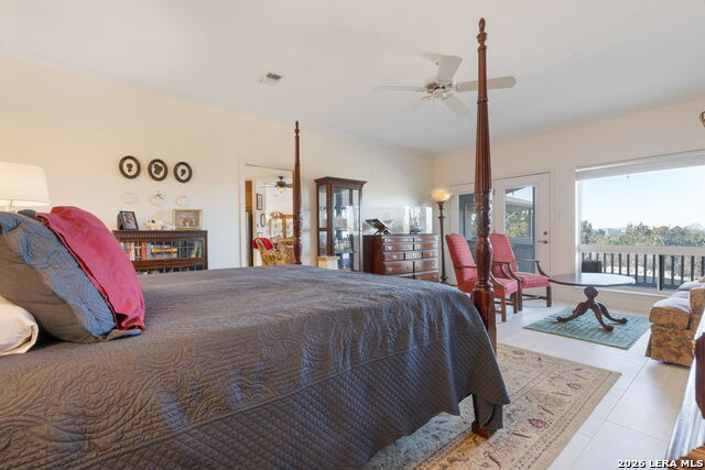 1817 Summit Point Property Photo 12