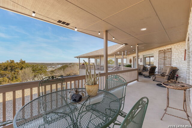 1817 Summit Point Property Photo 20