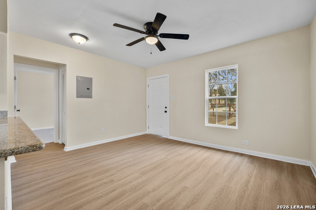 2619 E Houston Property Photo 4