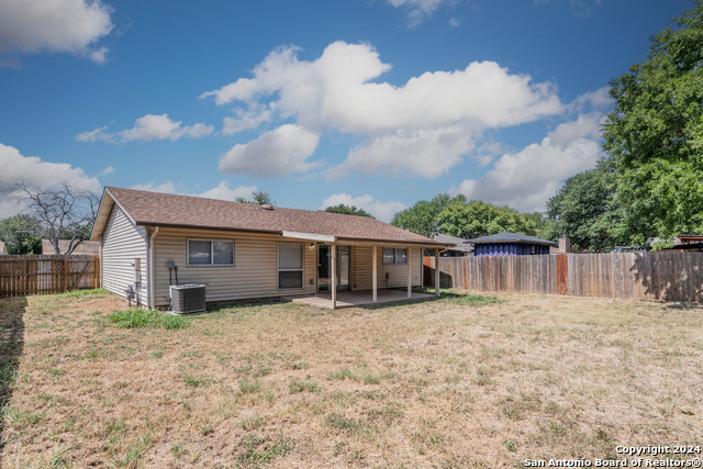 5011 Thomas Paine Property Photo 6