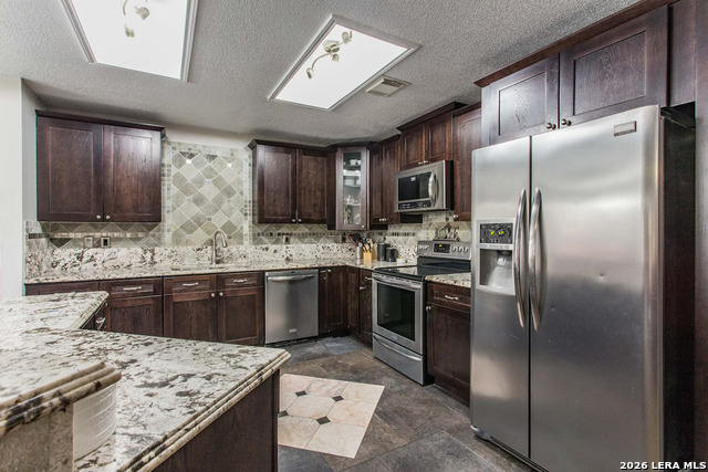 8414 Cross Property Photo 4
