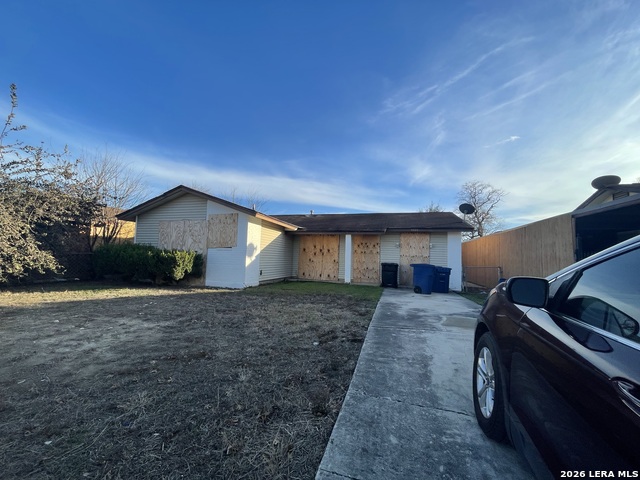 5522 Calistoga Property Photo 1