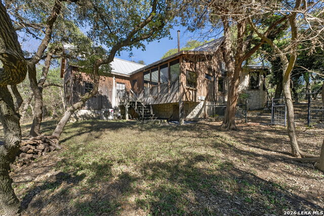 218 Whitworth Property Photo 4