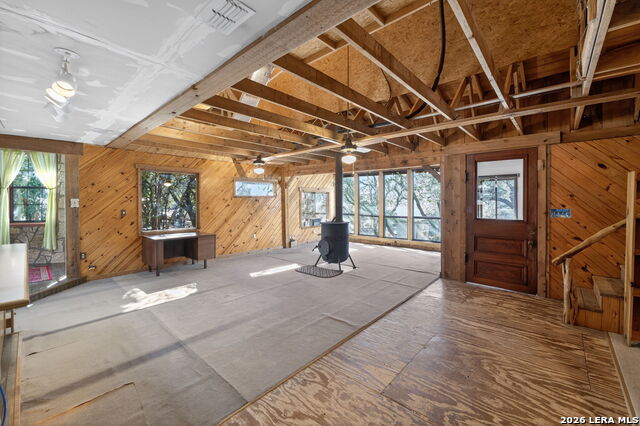 218 Whitworth Property Photo 8
