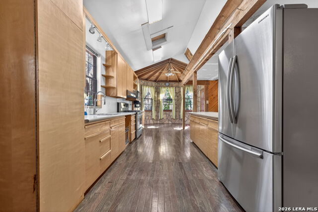 218 Whitworth Property Photo 10