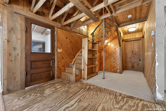 218 Whitworth Property Photo 14