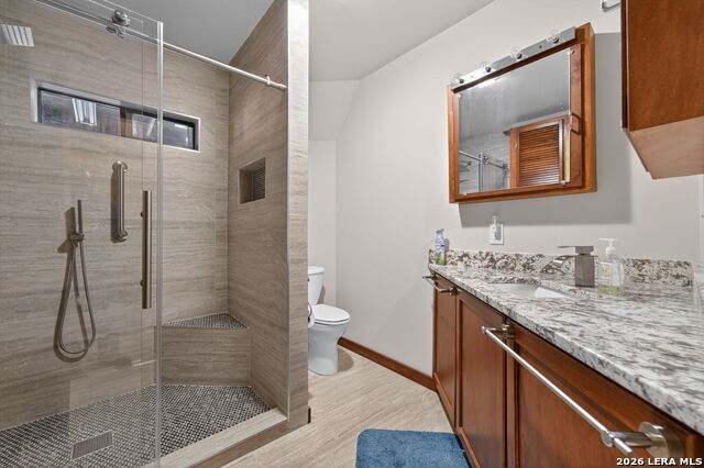 218 Whitworth Property Photo 16