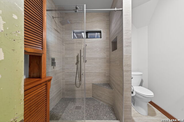 218 Whitworth Property Photo 17