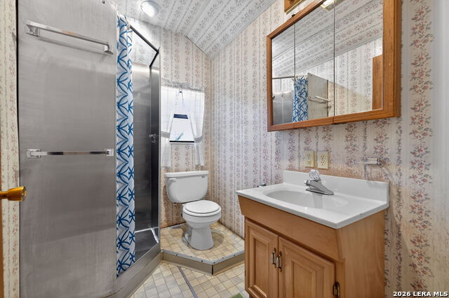 218 Whitworth Property Photo 21