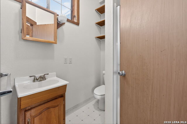 218 Whitworth Property Photo 25