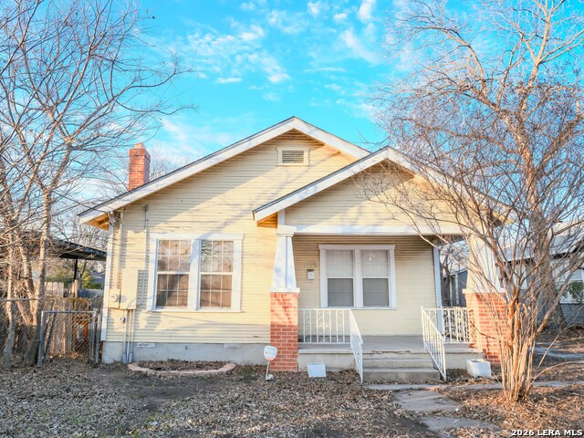 1725 W Craig Property Photo 1