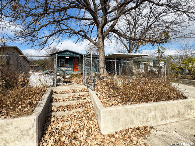1513 Gibbs Property Photo 1