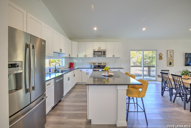 1827 Live Oak Property Photo 9