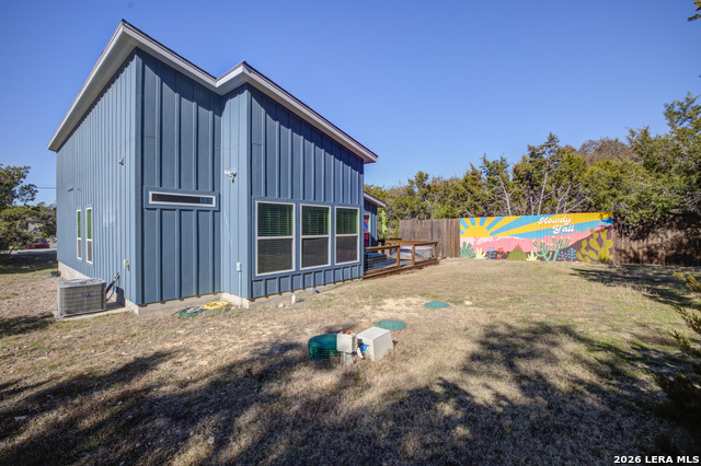 1827 Live Oak Property Photo 27