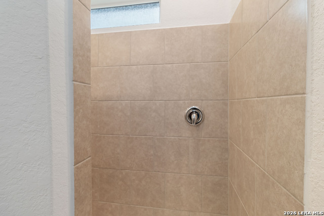 6731 Beehive Property Photo 7