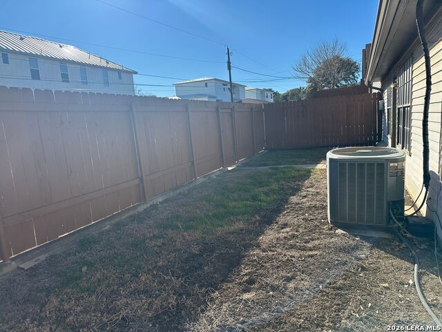 605 Oak Park Property Photo 12