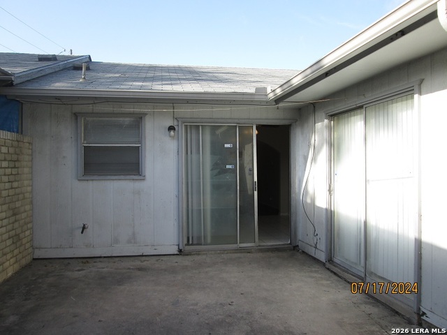 4431 Myrna Dr Property Photo 9