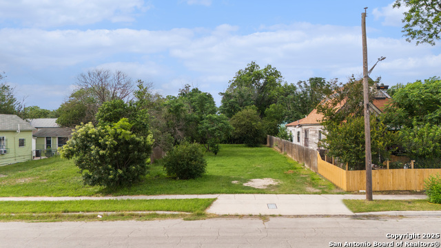 620 Sherman Property Photo 8