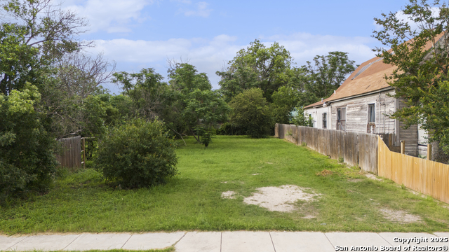 620 Sherman Property Photo 10