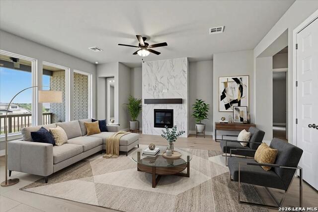 305 Fandango Property Photo 3