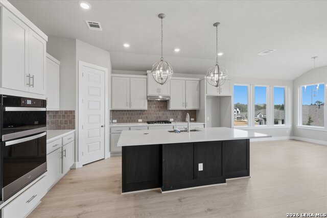 305 Fandango Property Photo 4
