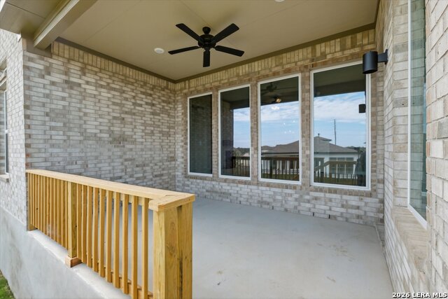 305 Fandango Property Photo 10