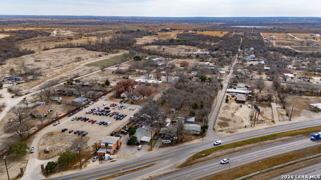 13486 Interstate 35 Property Photo 11