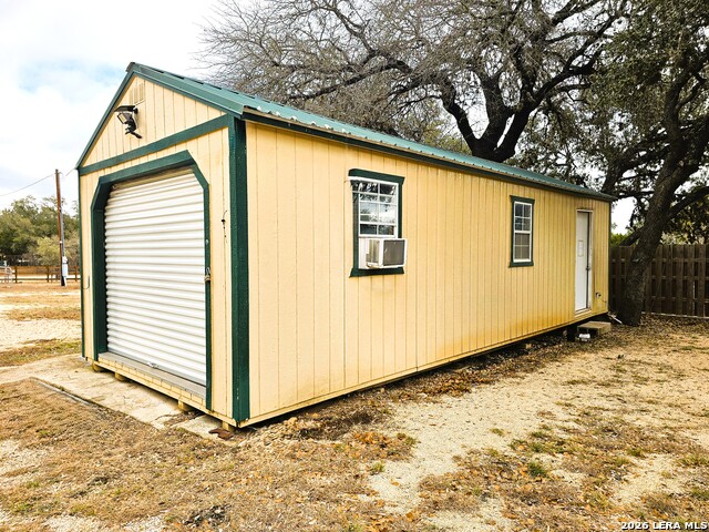 605 Lakeshore Ln Property Photo 11