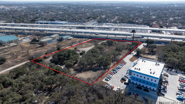 12995 N Interstate 35 Property Photo 1