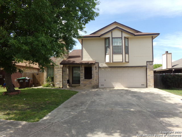 11427 Long Trail Property Photo 1
