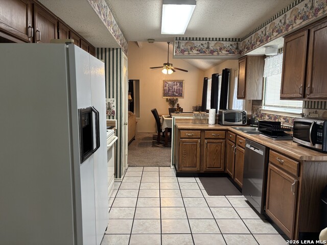 11427 Long Trail Property Photo 11